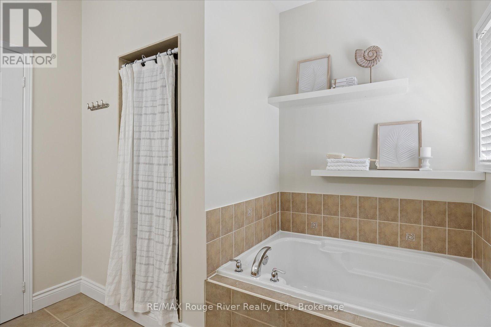 41 Leithridge Crescent, Whitby, Ontario  L1M 2N2 - Photo 24 - E13492384