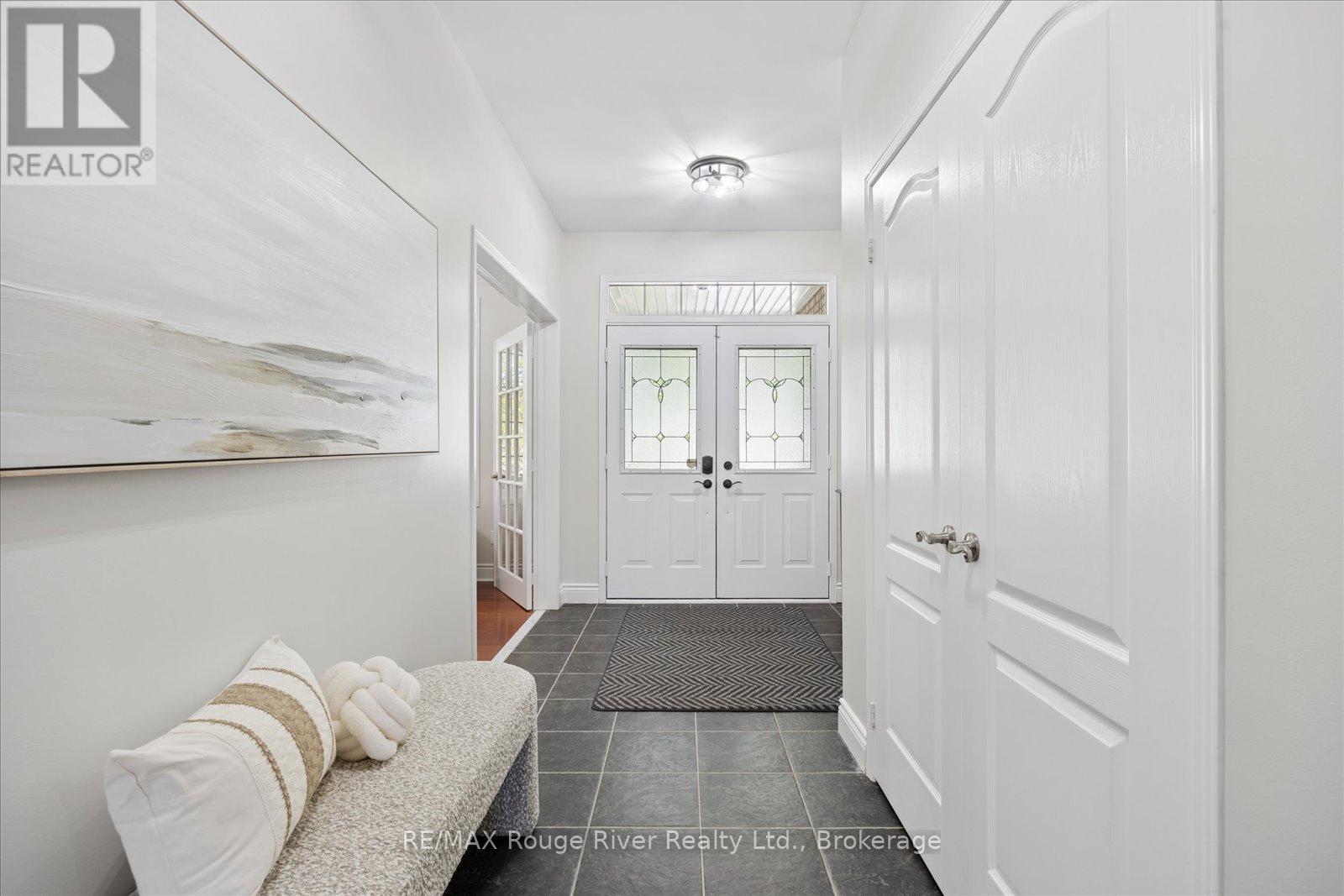 41 Leithridge Crescent, Whitby, Ontario  L1M 2N2 - Photo 3 - E13492384