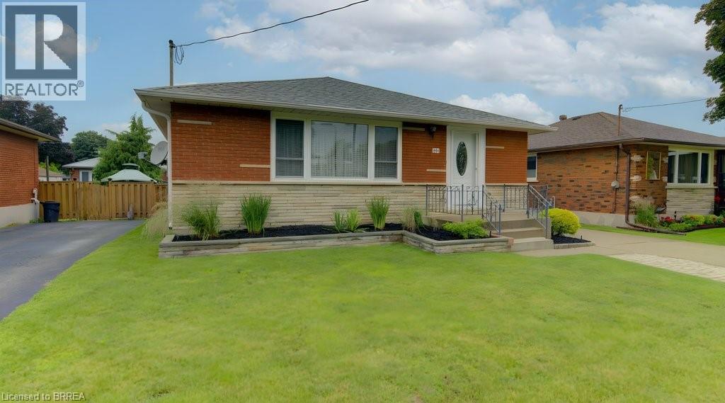101 Seventh Avenue, Brantford, Ontario  N3S 1B7 - Photo 2 - 40842803