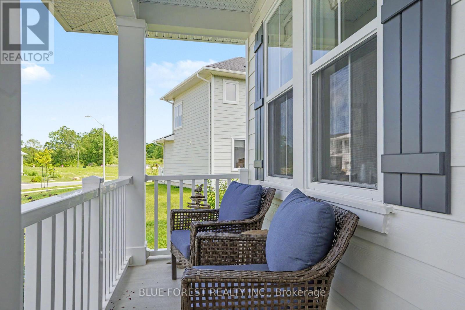 112 Sandcastle Key, Central Elgin, Ontario  N5L 1C5 - Photo 2 - X13492420