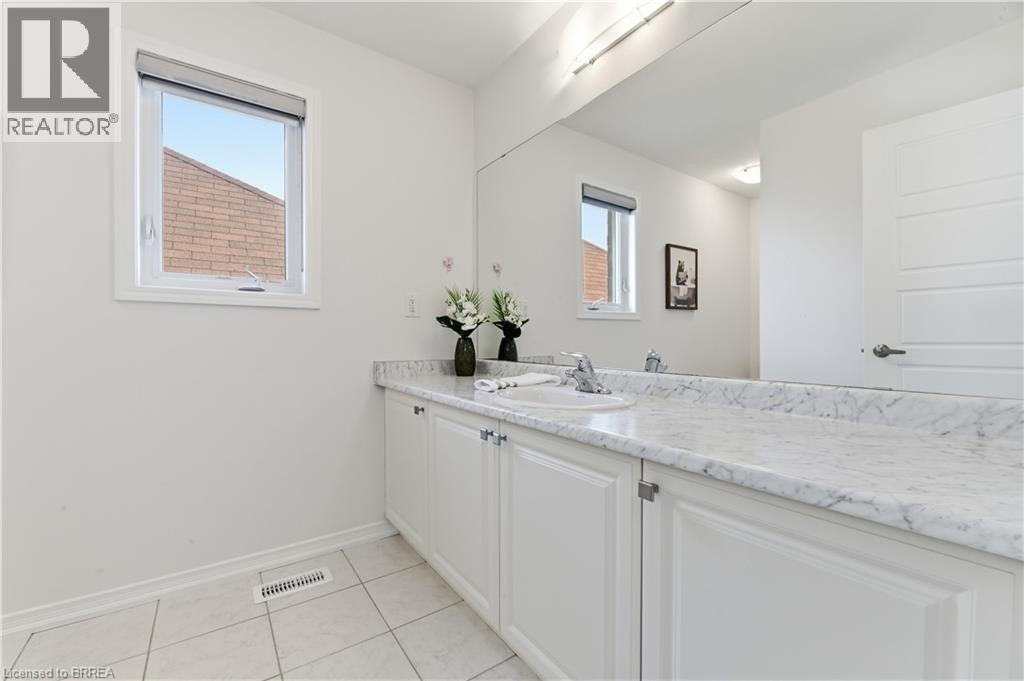 46 Munro Circle, Brantford, Ontario  N3T 0R3 - Photo 25 - 40840805