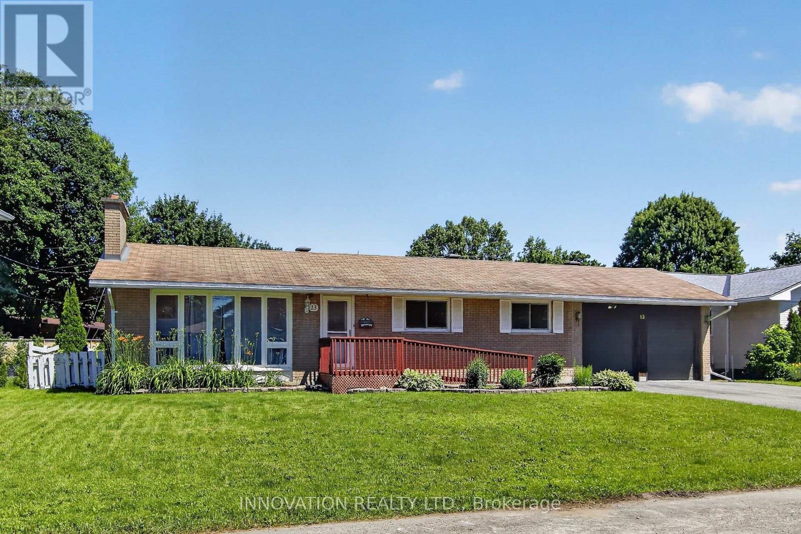 13 Dorland Crescent, Ottawa, Ontario  K2H 6E6 - Photo 2 - X13492490
