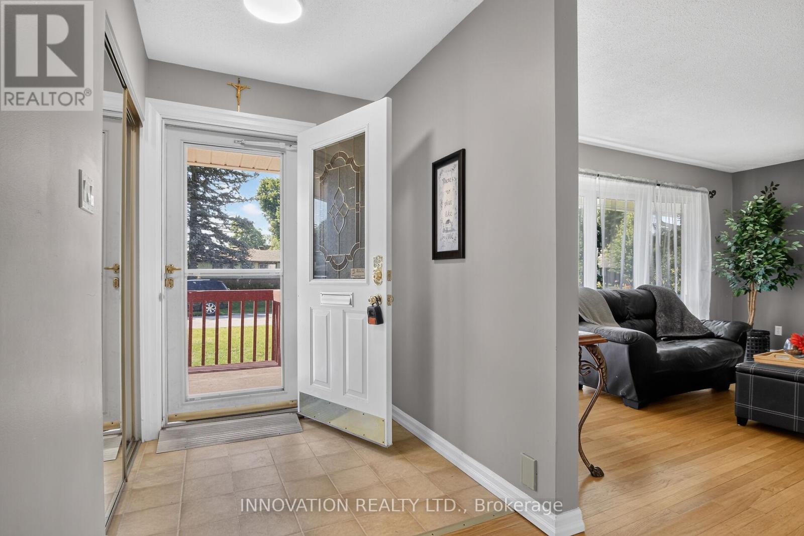 13 Dorland Crescent, Ottawa, Ontario  K2H 6E6 - Photo 3 - X13492490