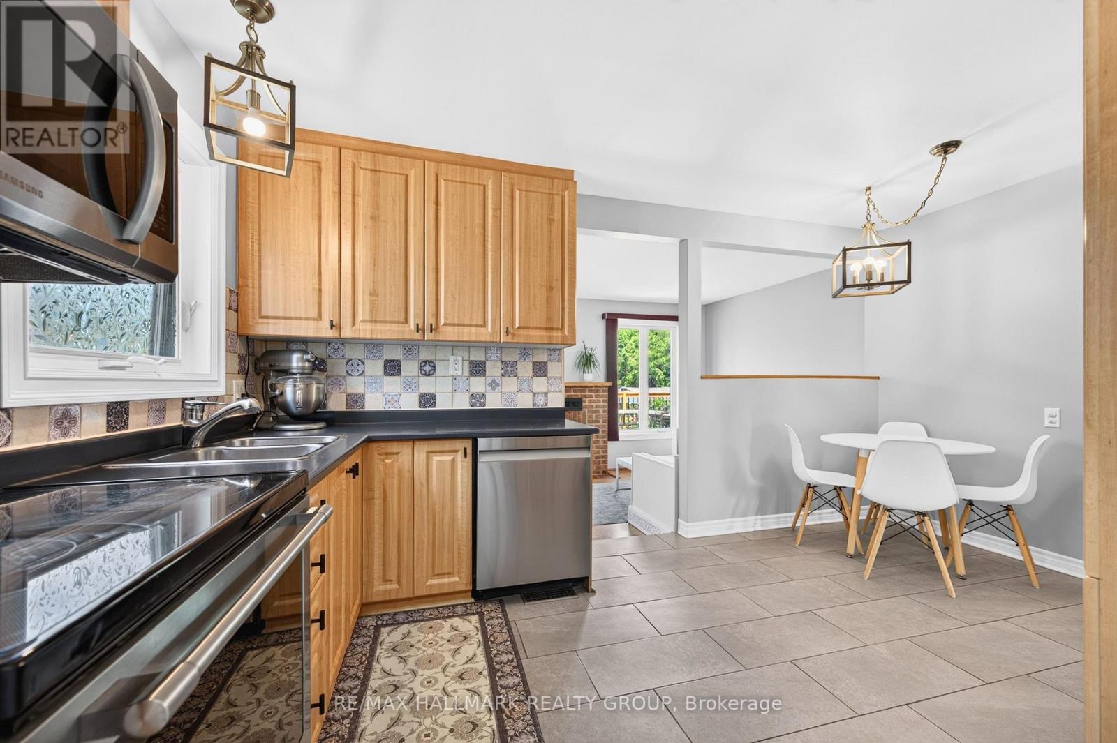 6417 St Louis Drive, Ottawa, Ontario  K1C 2X9 - Photo 14 - X13492516