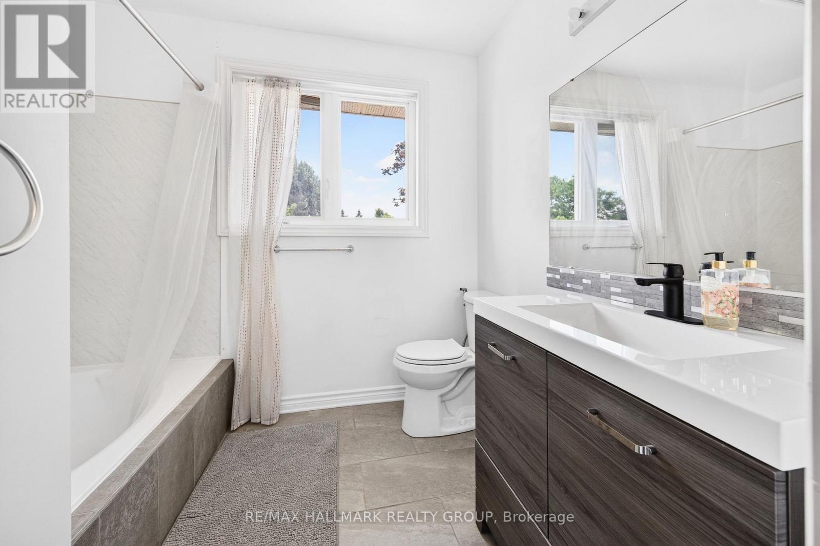 6417 St Louis Drive, Ottawa, Ontario  K1C 2X9 - Photo 23 - X13492516