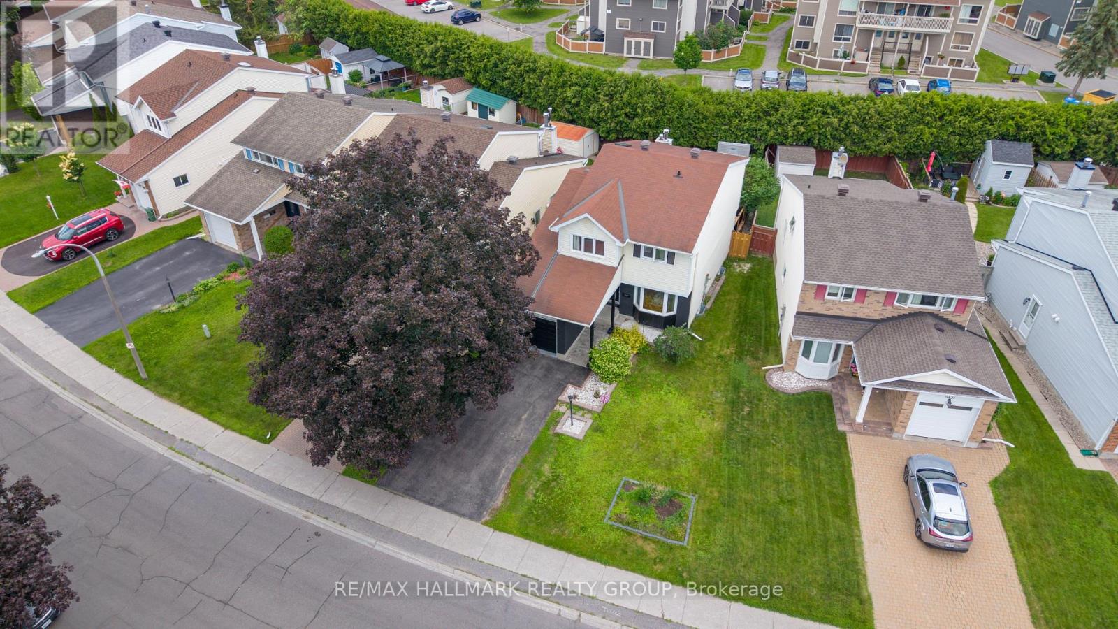 6417 St Louis Drive, Ottawa, Ontario  K1C 2X9 - Photo 3 - X13492516