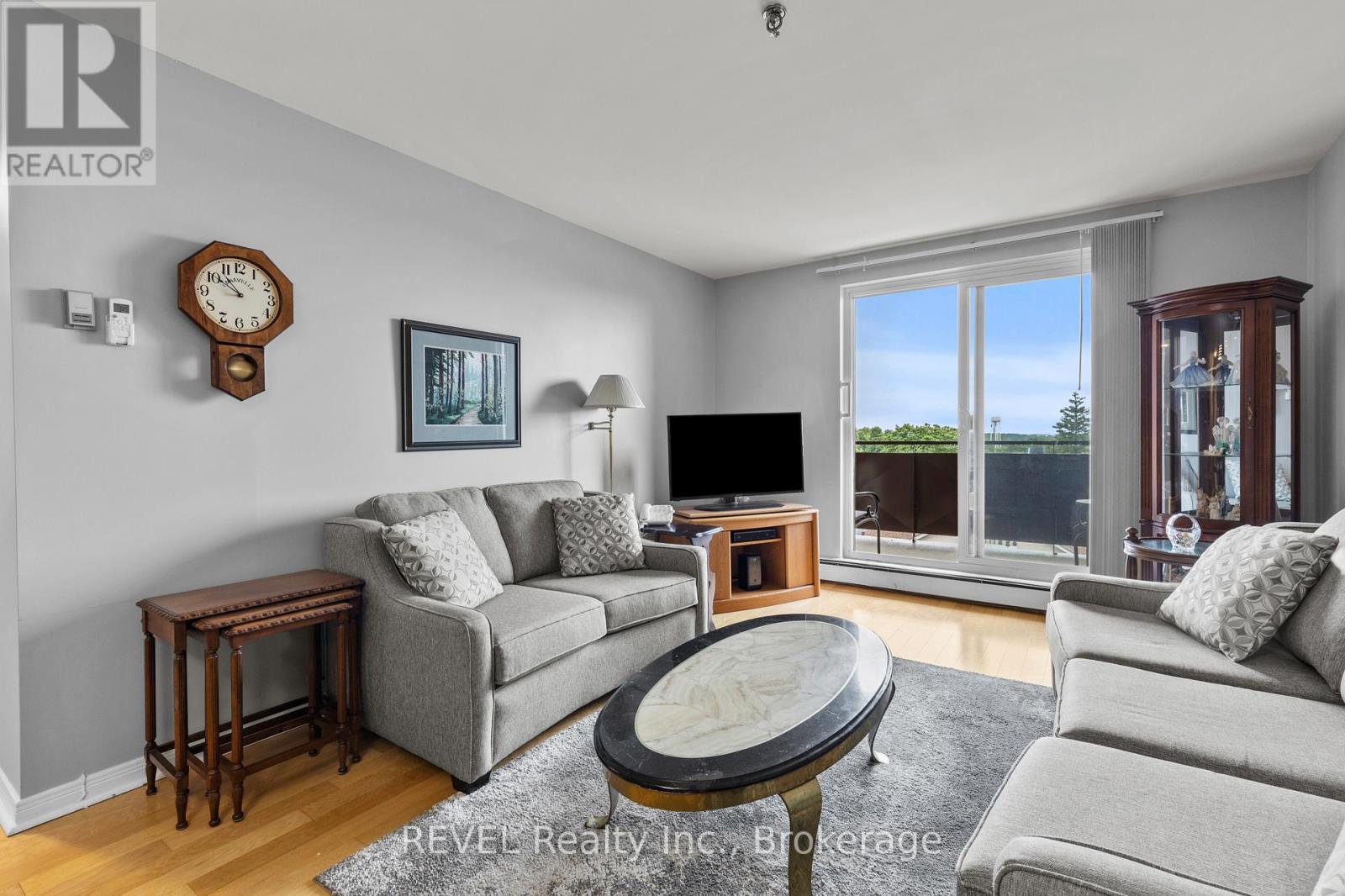 401 - 3955 Portage Road, Niagara Falls, Ontario  L2J 3W2 - Photo 14 - X13492432