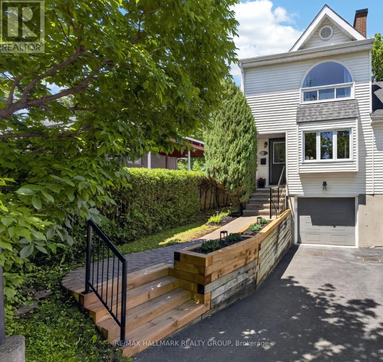 1265 COLDREY AVENUE, Ottawa, Ontario