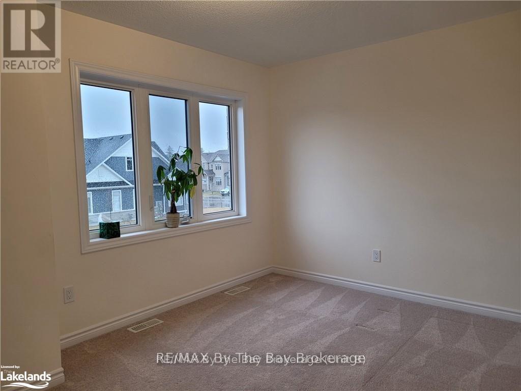 3 Bianca Crescent, Wasaga Beach, Ontario  L9Z 1P6 - Photo 9 - S13492436