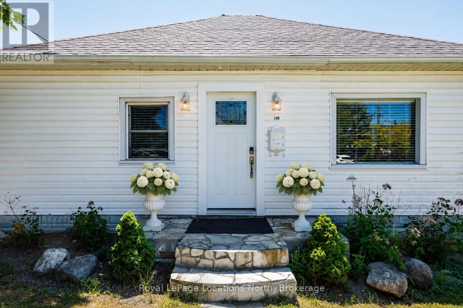 196 Simcoe Street, Collingwood, Ontario  L9Y 1H9 - Photo 2 - S13492500