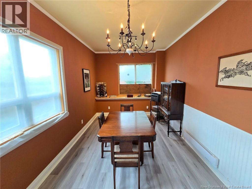 666 King, Bathurst, New Brunswick  E2A 1R1 - Photo 21 - NB142766