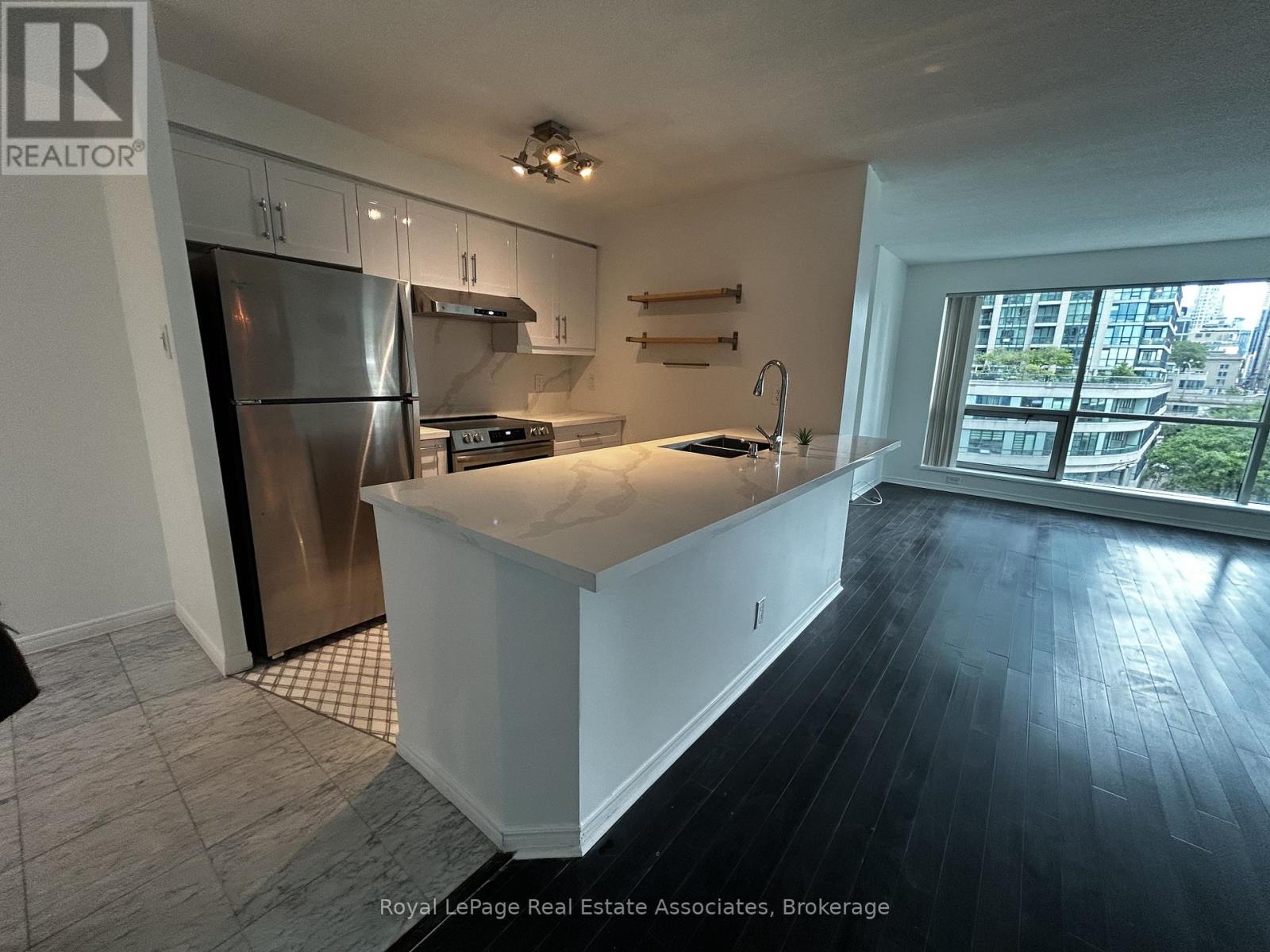 507 - 10 Yonge Street, Toronto, Ontario  M5E 1R4 - Photo 2 - C13492410