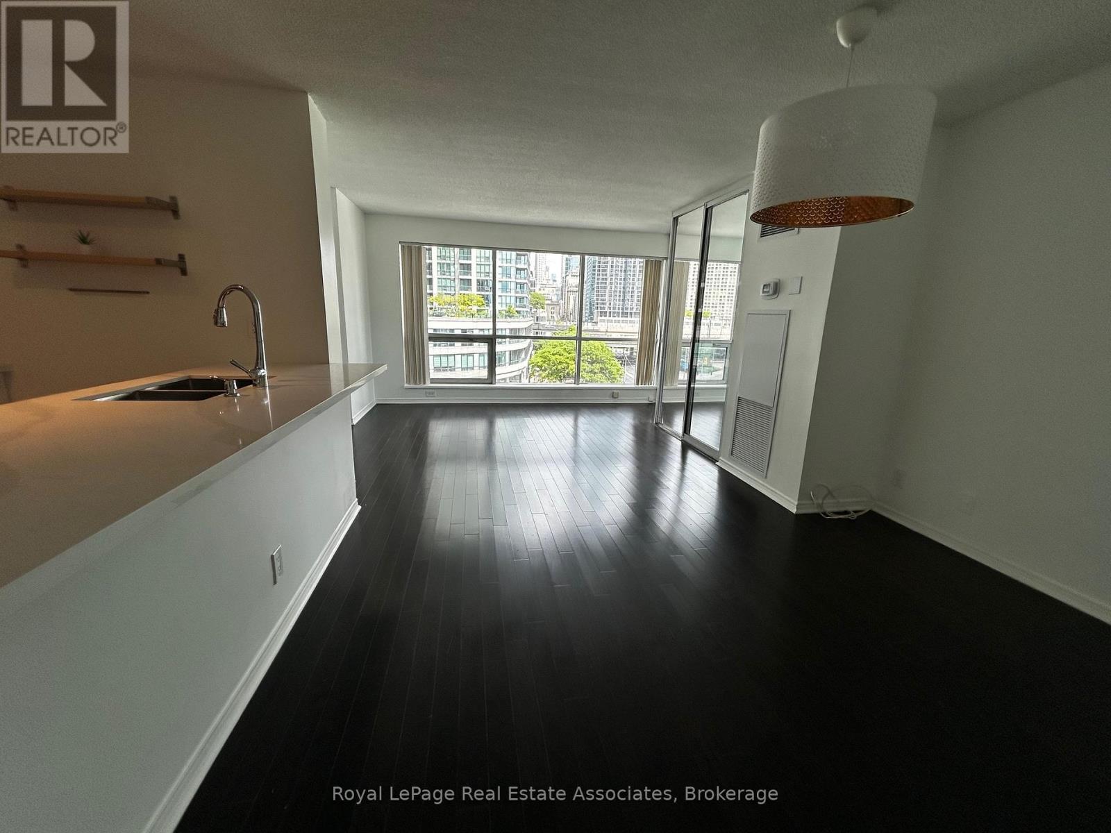 507 - 10 Yonge Street, Toronto, Ontario  M5E 1R4 - Photo 7 - C13492410
