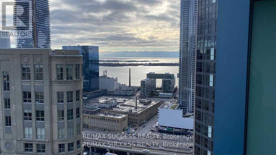 3109 - 8 The Esplanade Street, Toronto, Ontario  M5E 0A6 - Photo 2 - C13492484