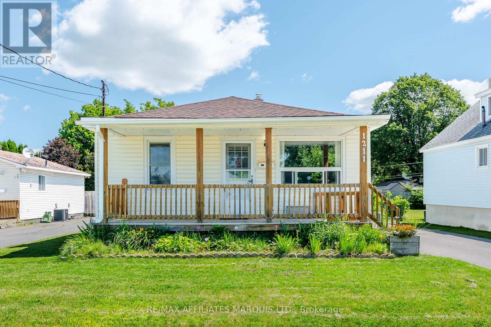 1211 Churchill Street, Cornwall, Ontario  K6J 4Y1 - Photo 2 - X13492568