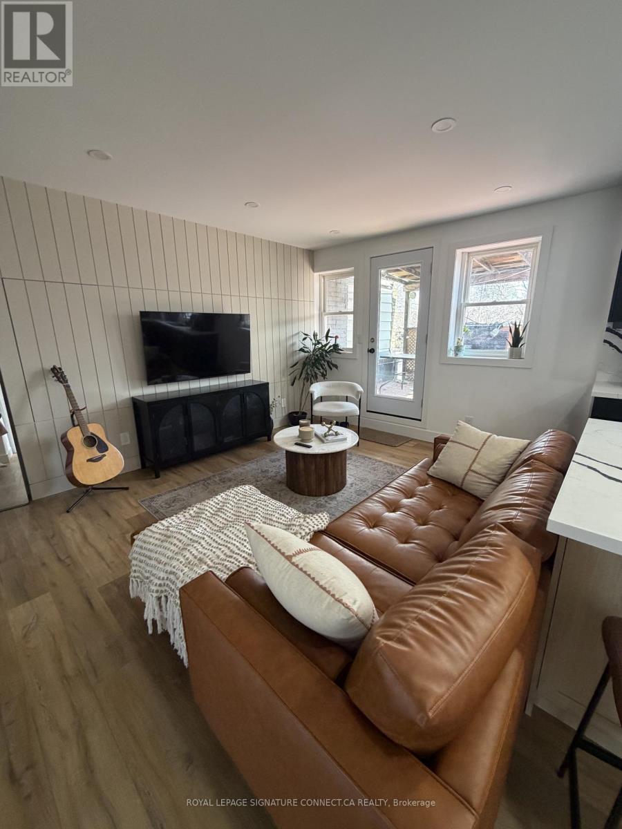 UPPER - 1167 WOODBINE AVENUE, Toronto, Ontario