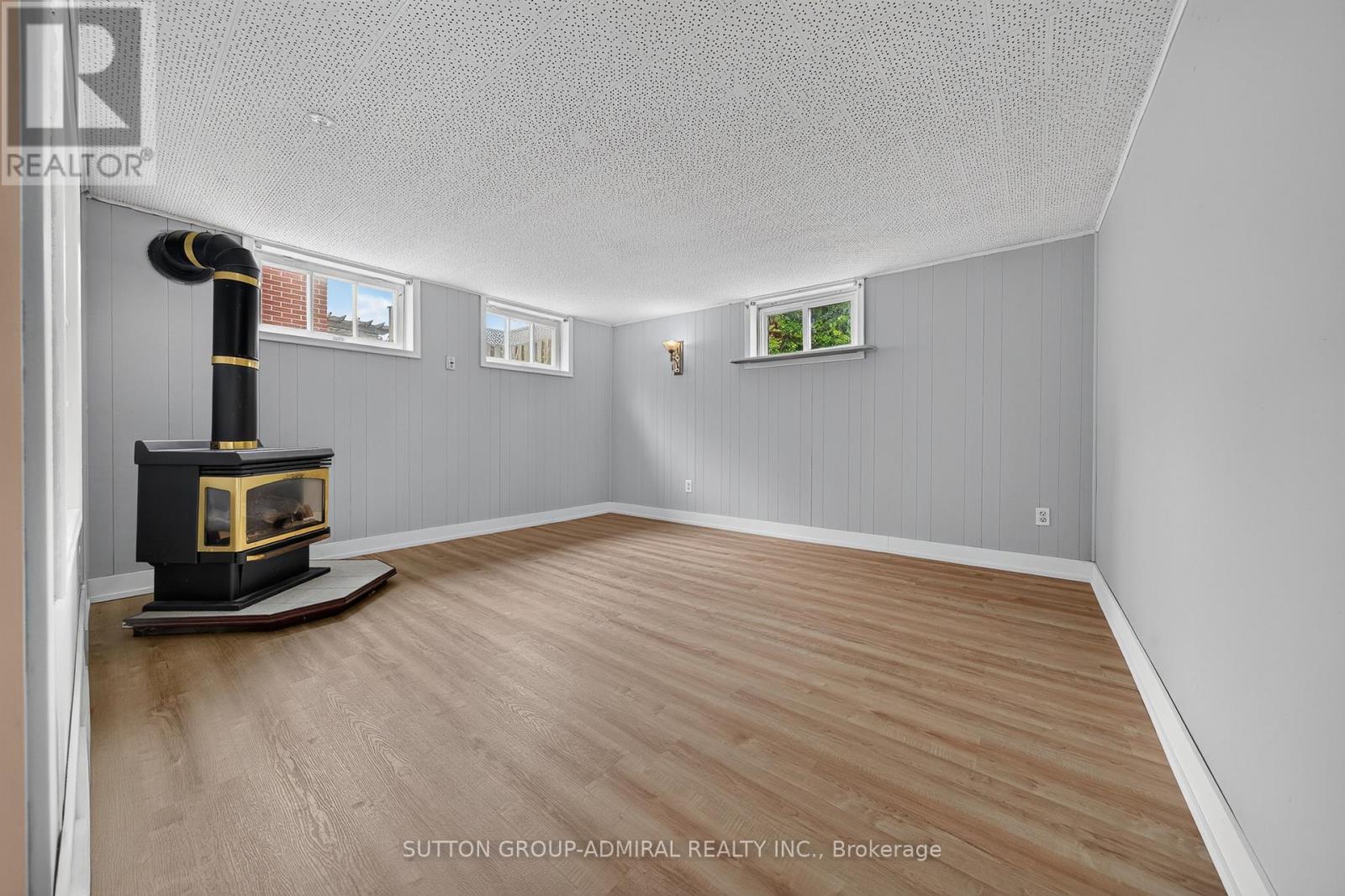 26 Shannon Street, Barrie, Ontario  L4M 2K8 - Photo 30 - S13492412