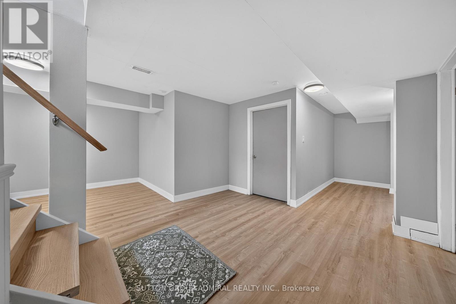 26 Shannon Street, Barrie, Ontario  L4M 2K8 - Photo 34 - S13492412