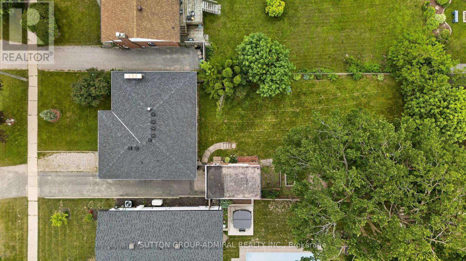 26 Shannon Street, Barrie, Ontario  L4M 2K8 - Photo 43 - S13492412