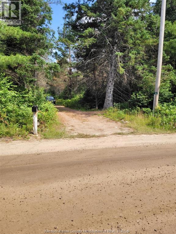 984 Fourth Avenue, Mcmurrich/monteith, Ontario  P0B 1M0 - Photo 2 - 26015305
