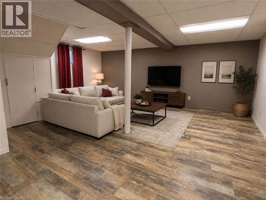294 East 27th Street, Hamilton, Ontario  L8V 3G6 - Photo 14 - 40843151