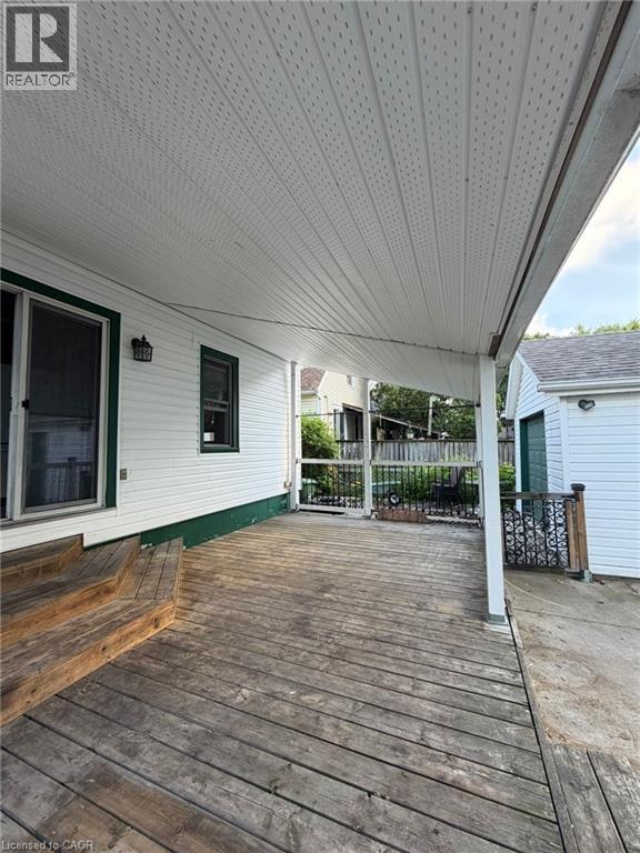 294 East 27th Street, Hamilton, Ontario  L8V 3G6 - Photo 15 - 40843151