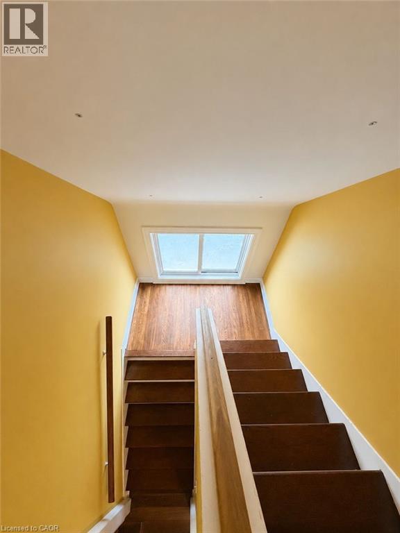 294 East 27th Street, Hamilton, Ontario  L8V 3G6 - Photo 8 - 40843151