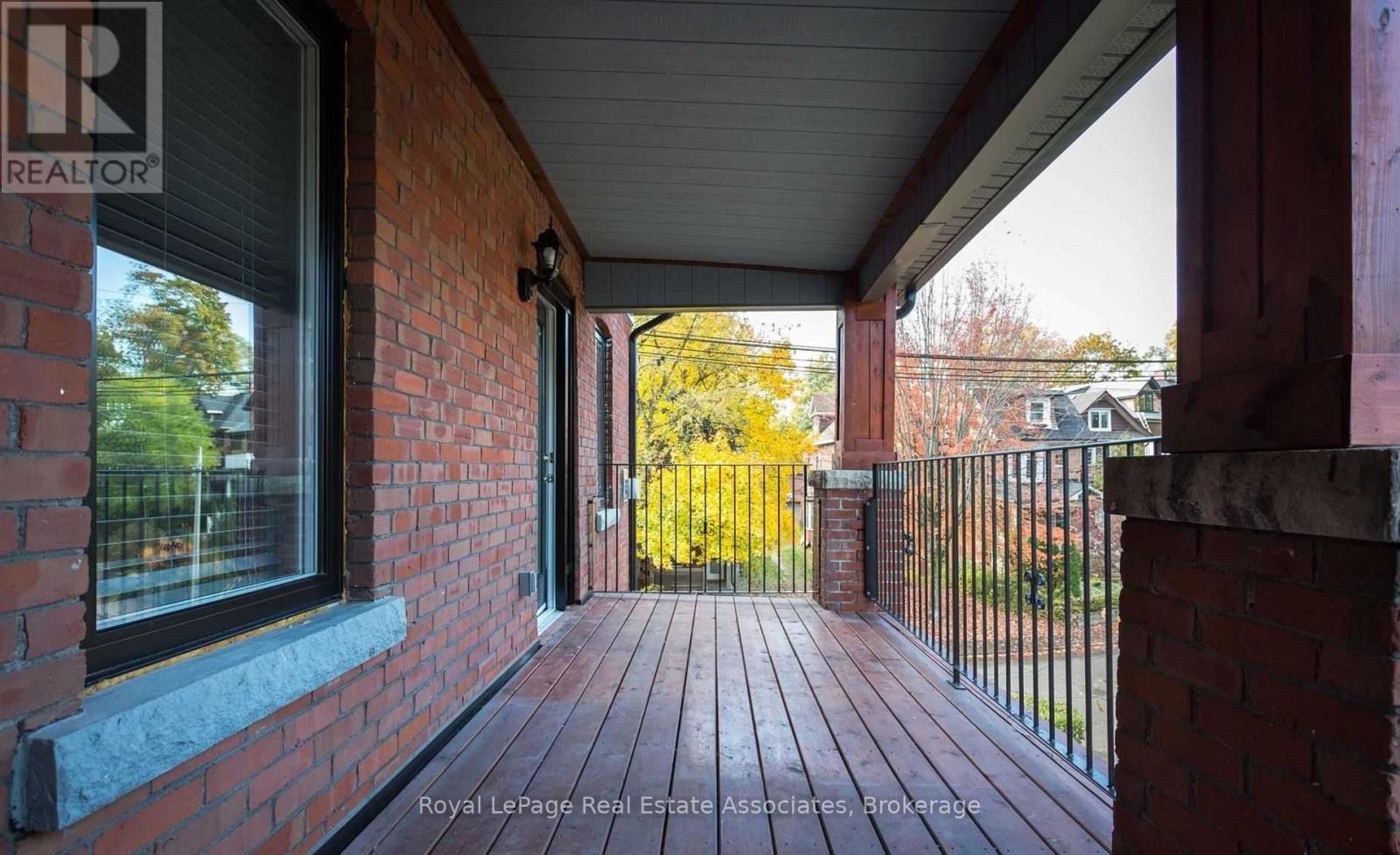 2nd Flr - 61 Jerome Street, Toronto, Ontario  M6P 1H8 - Photo 14 - W13492400