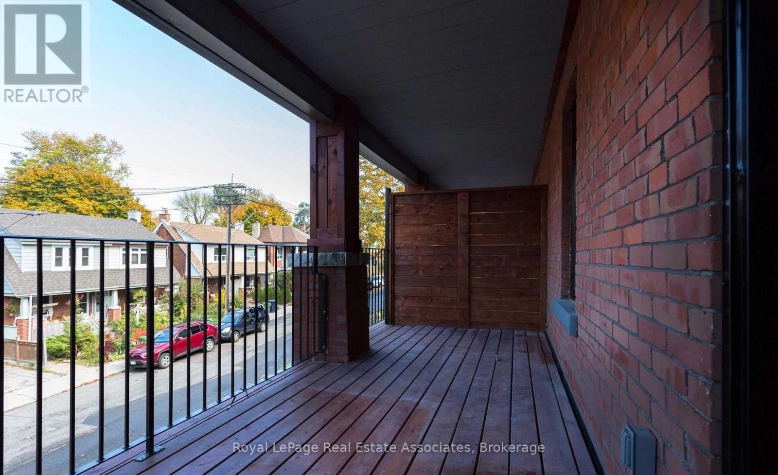 2nd Flr - 61 Jerome Street, Toronto, Ontario  M6P 1H8 - Photo 15 - W13492400