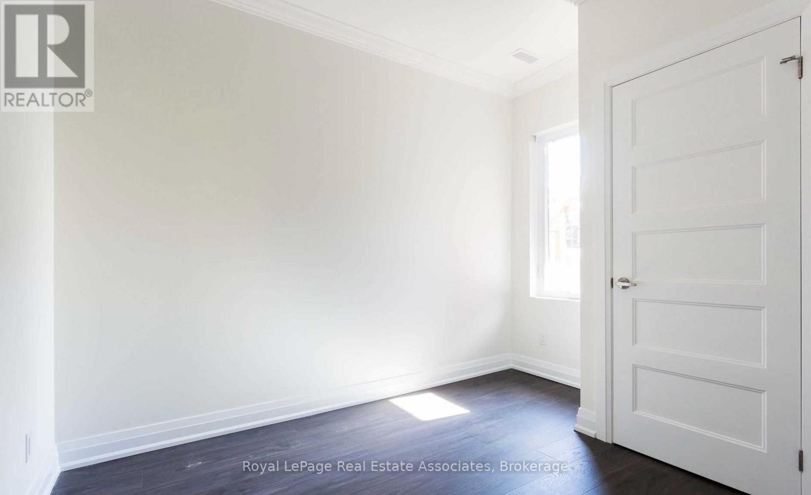 2nd Flr - 61 Jerome Street, Toronto, Ontario  M6P 1H8 - Photo 21 - W13492400