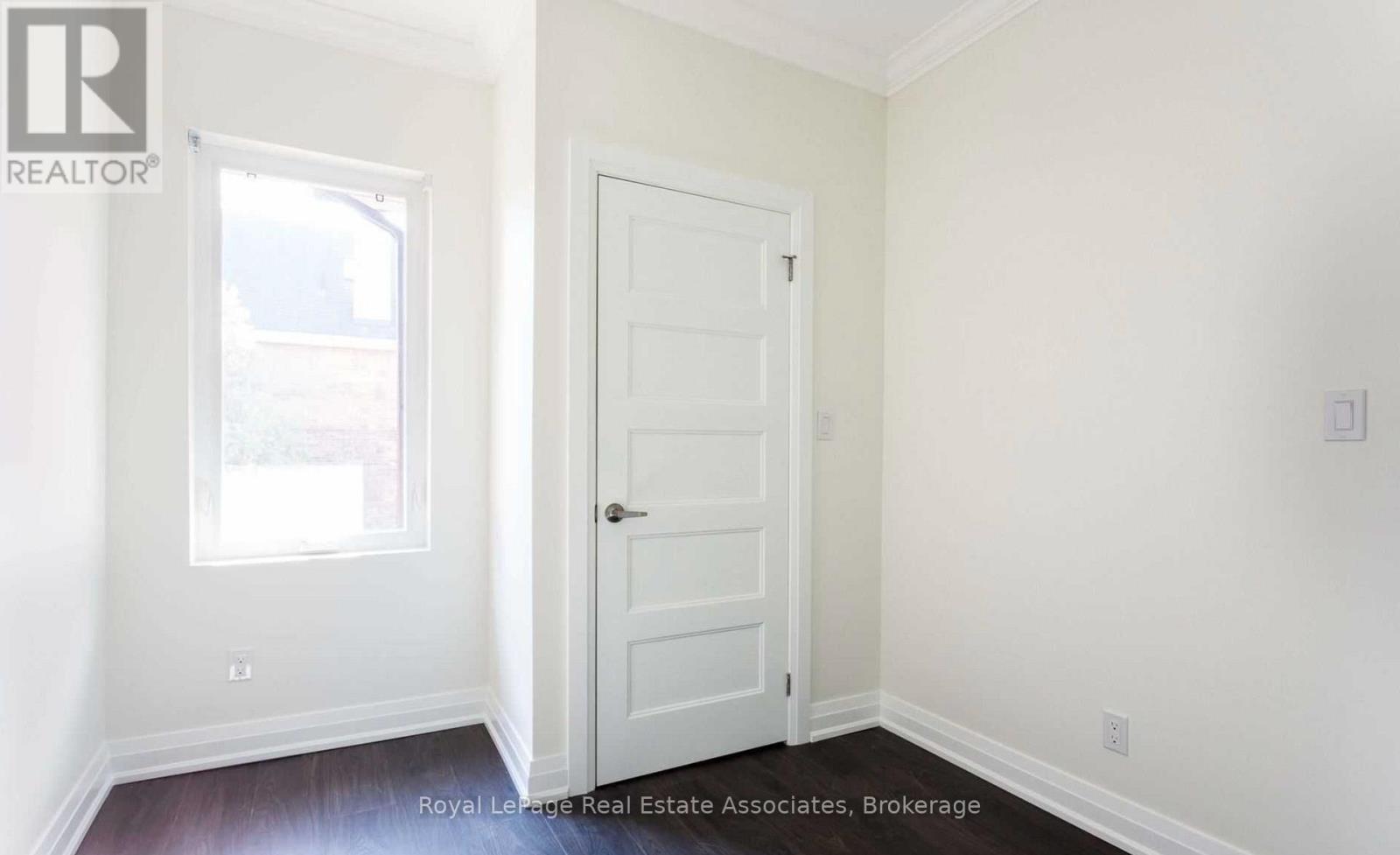 2nd Flr - 61 Jerome Street, Toronto, Ontario  M6P 1H8 - Photo 22 - W13492400