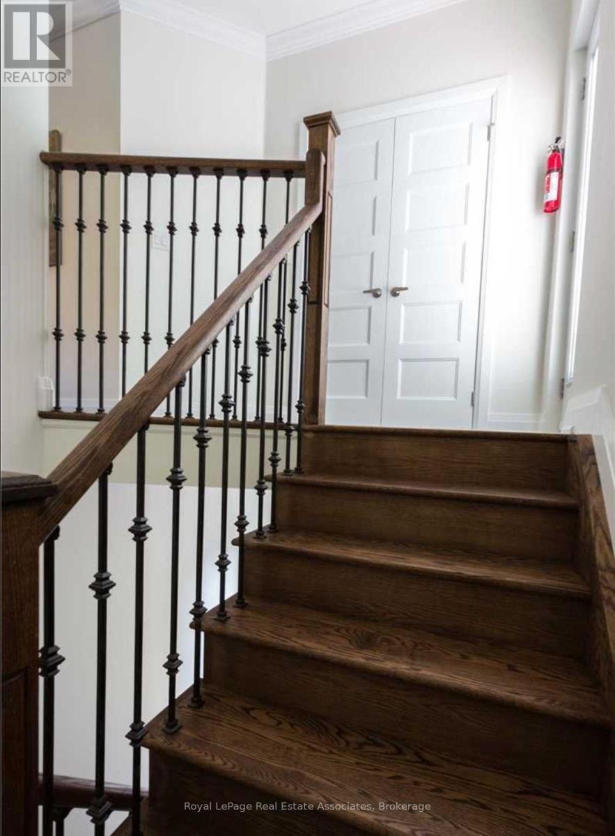 2nd Flr - 61 Jerome Street, Toronto, Ontario  M6P 1H8 - Photo 33 - W13492400