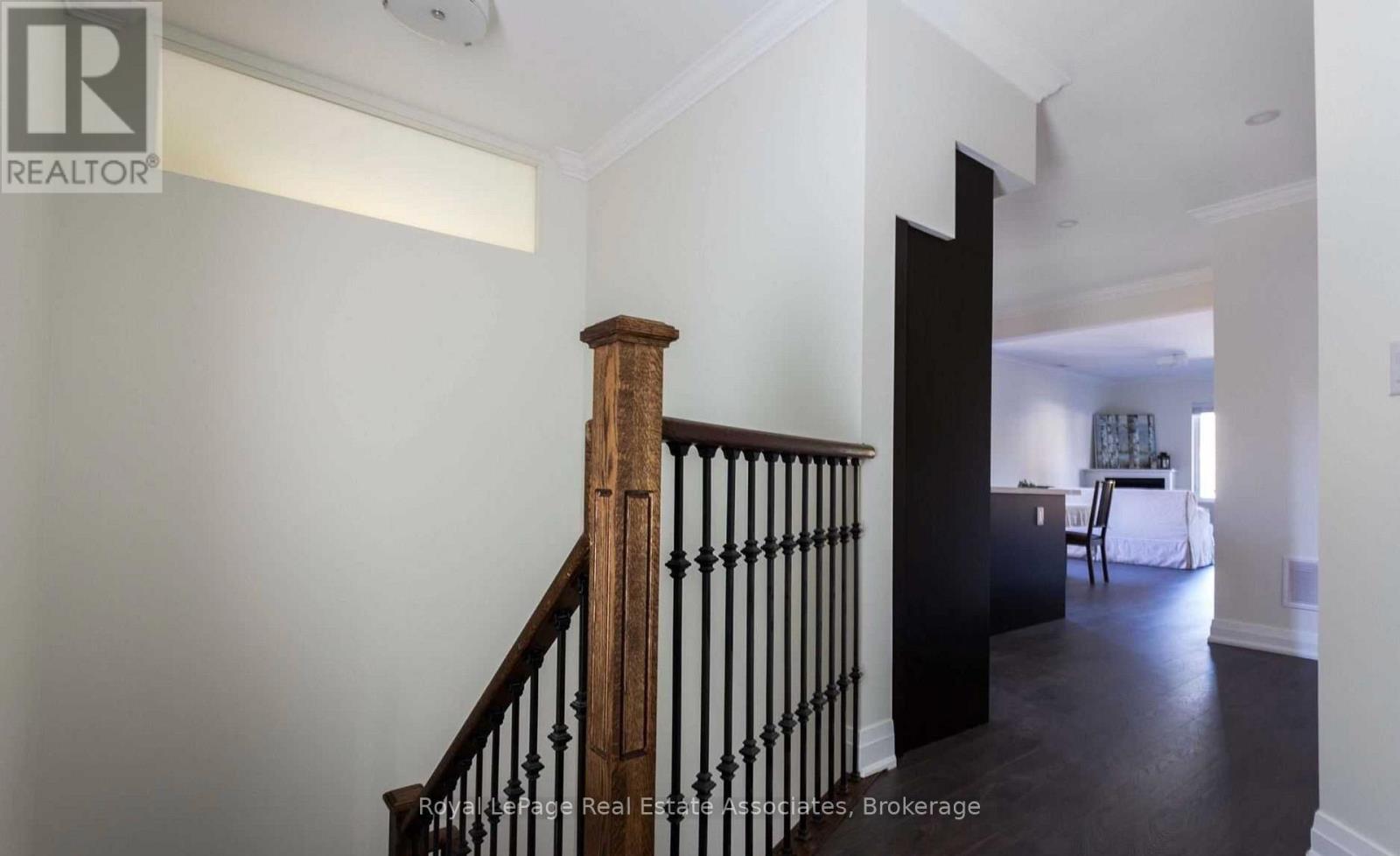 2nd Flr - 61 Jerome Street, Toronto, Ontario  M6P 1H8 - Photo 34 - W13492400