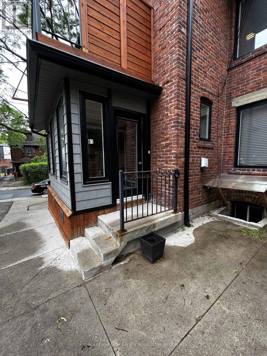 2nd Flr - 61 Jerome Street, Toronto, Ontario  M6P 1H8 - Photo 35 - W13492400