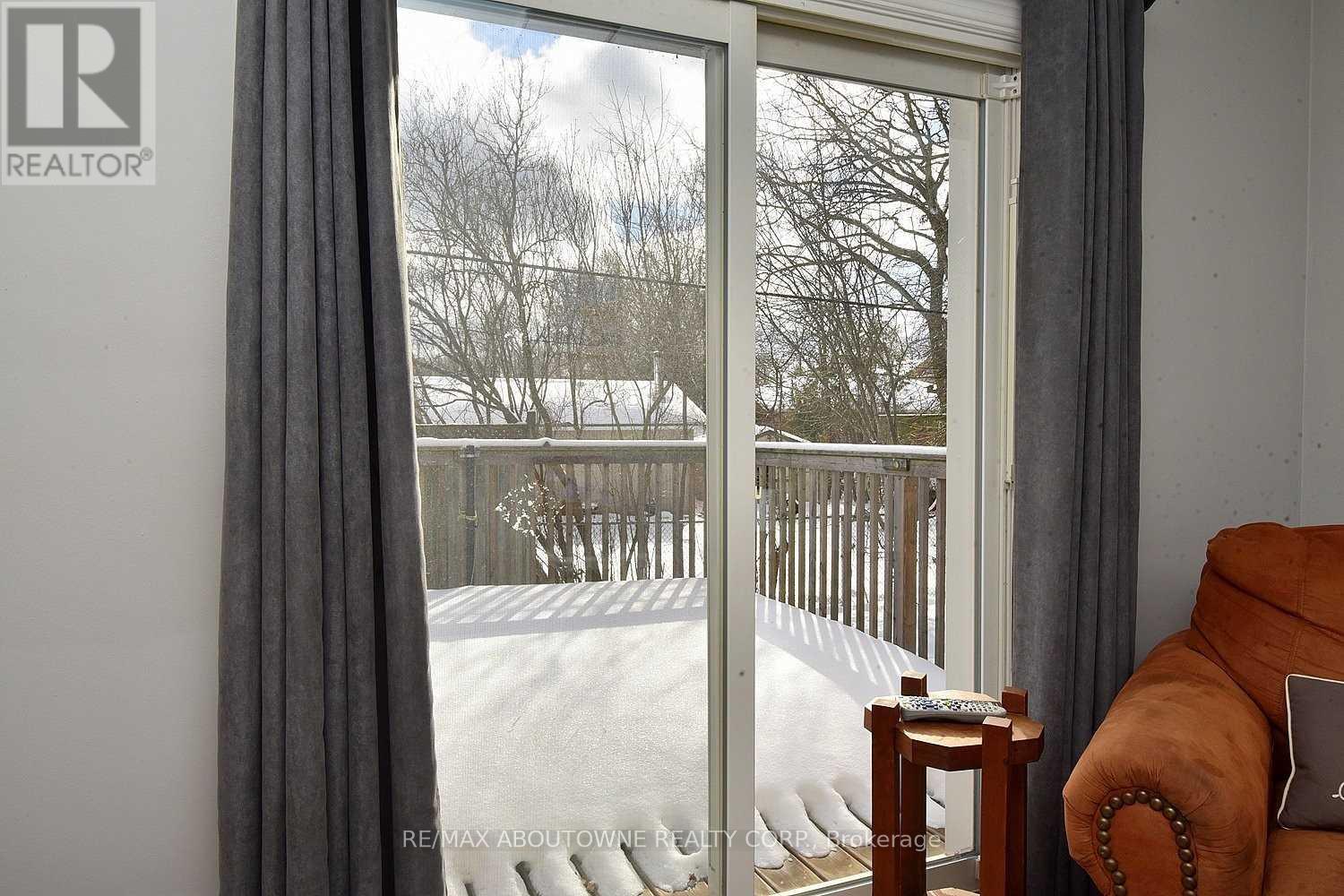 314 Bevan Drive, Burlington, Ontario  L7L 4L2 - Photo 21 - W13492418