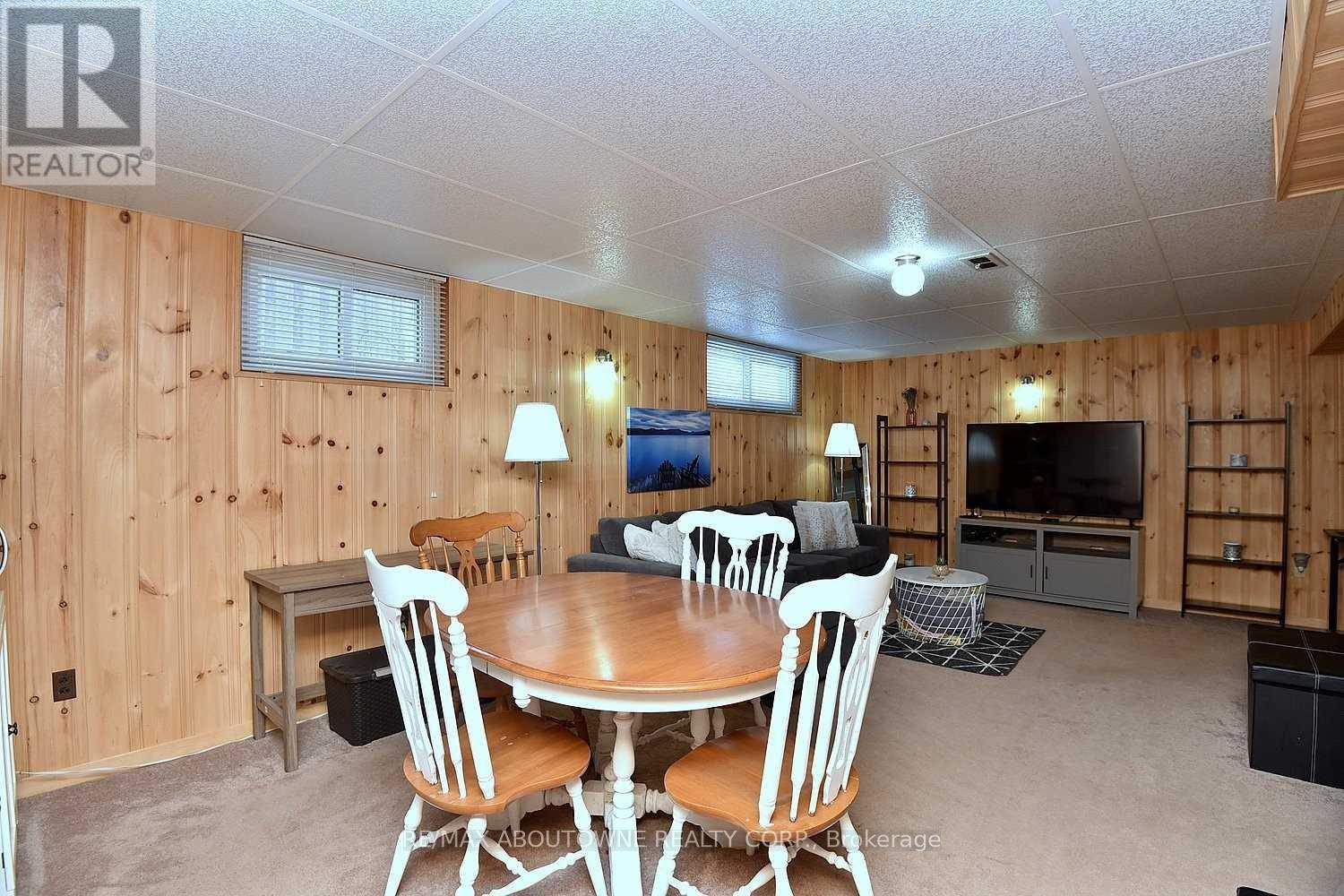 314 Bevan Drive, Burlington, Ontario  L7L 4L2 - Photo 24 - W13492418