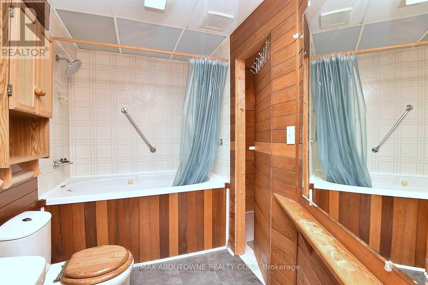 314 Bevan Drive, Burlington, Ontario  L7L 4L2 - Photo 27 - W13492418
