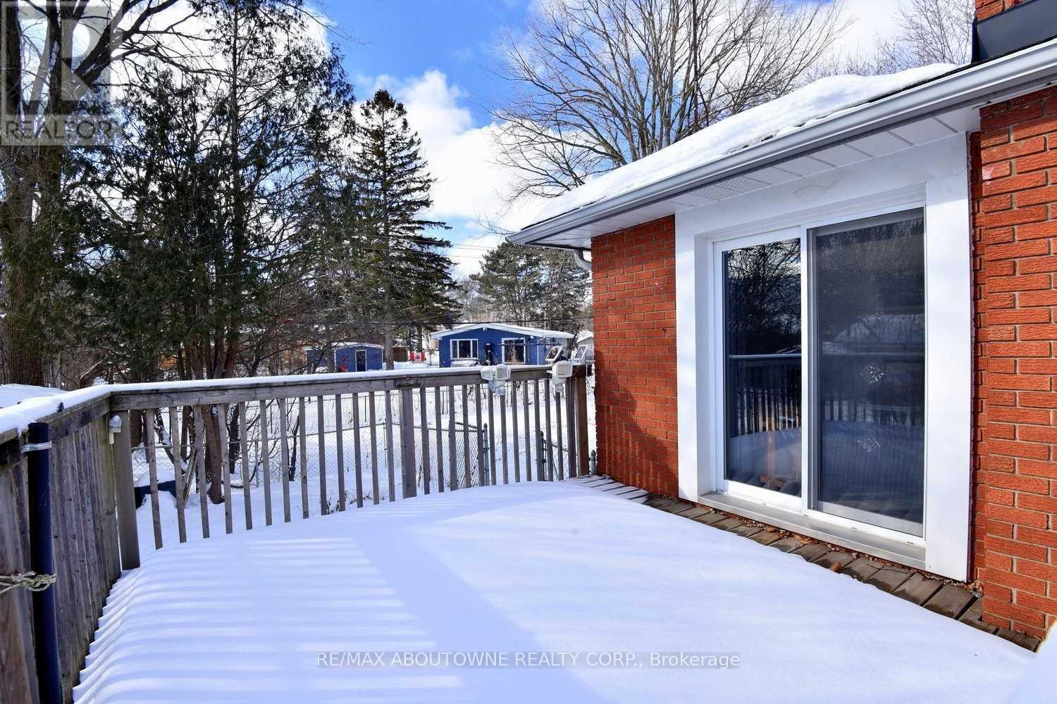 314 Bevan Drive, Burlington, Ontario  L7L 4L2 - Photo 28 - W13492418