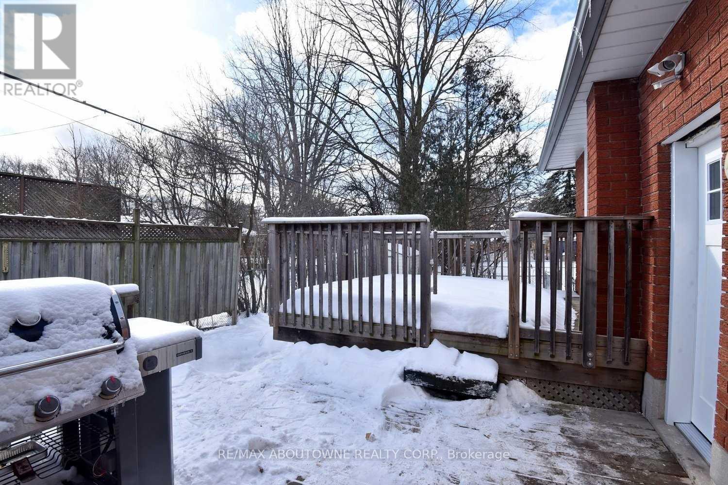 314 Bevan Drive, Burlington, Ontario  L7L 4L2 - Photo 29 - W13492418
