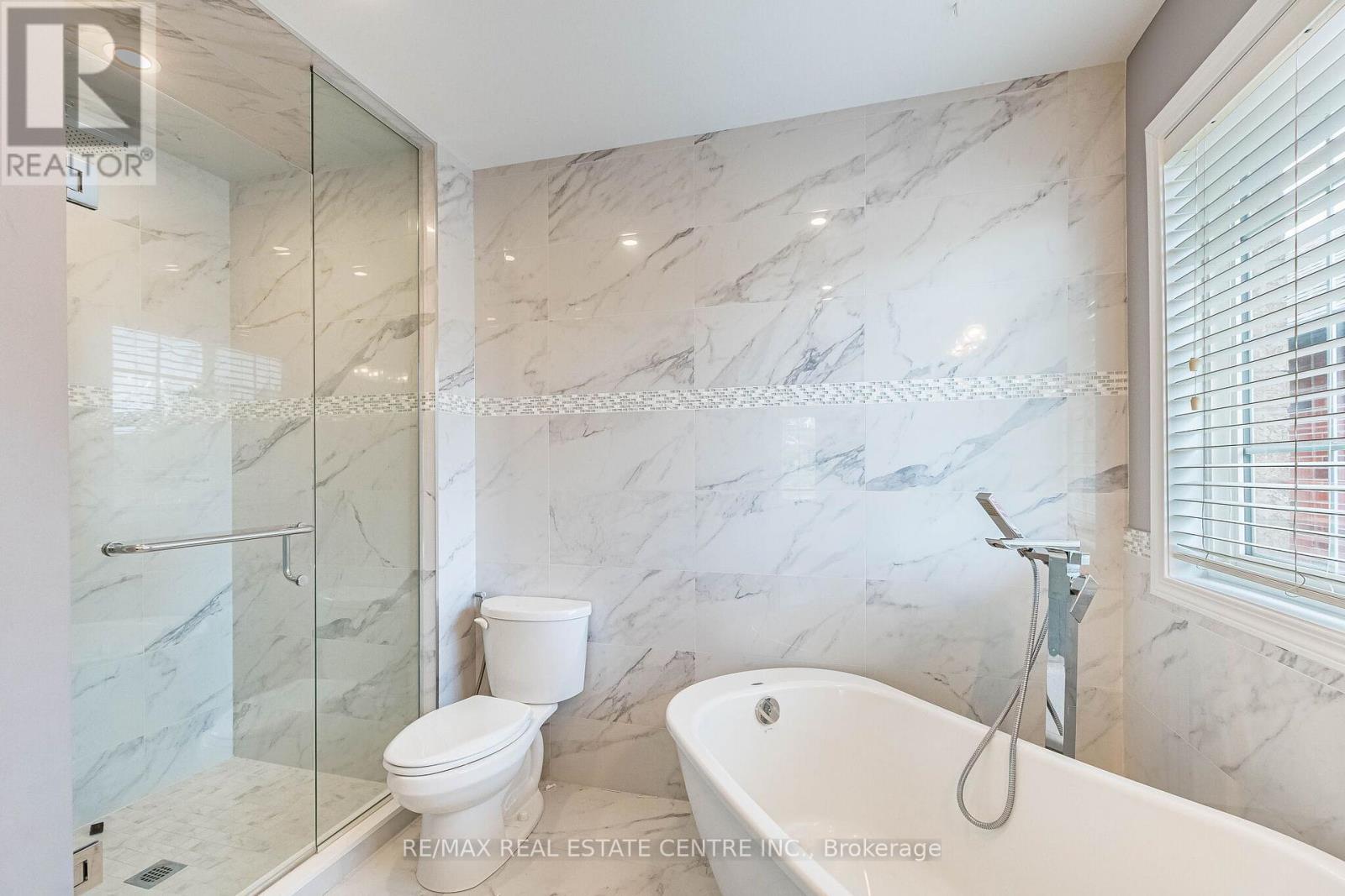 3339 Crompton Crescent, Mississauga, Ontario  L5B 4C7 - Photo 33 - W13492514