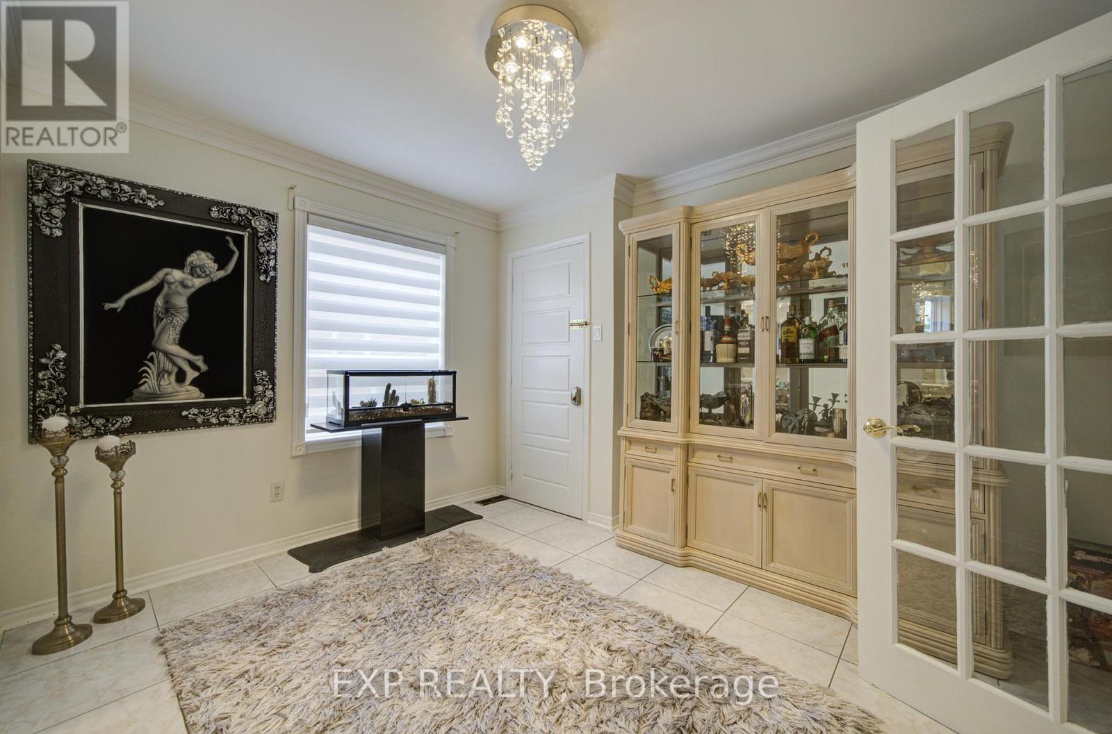 59 Yorkland Street, Richmond Hill, Ontario  L4C 9Z4 - Photo 7 - N13490506