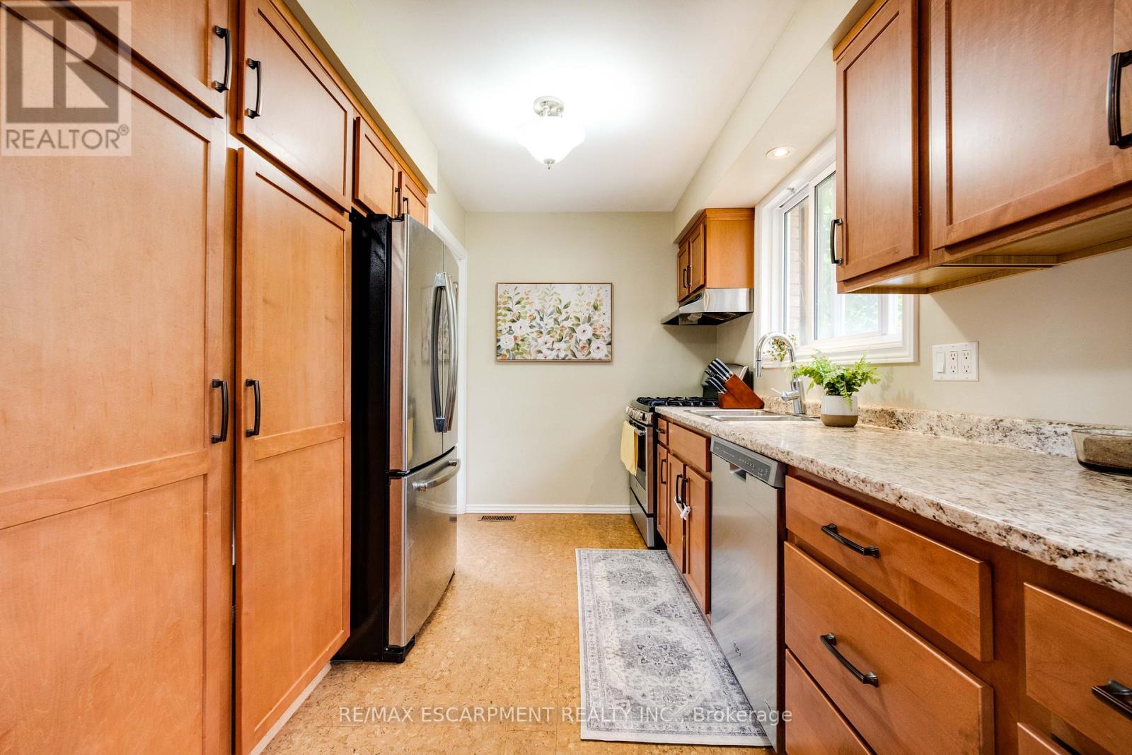 69 Tollgate Road, Brantford, Ontario  N3R 4Z5 - Photo 3 - X13492396