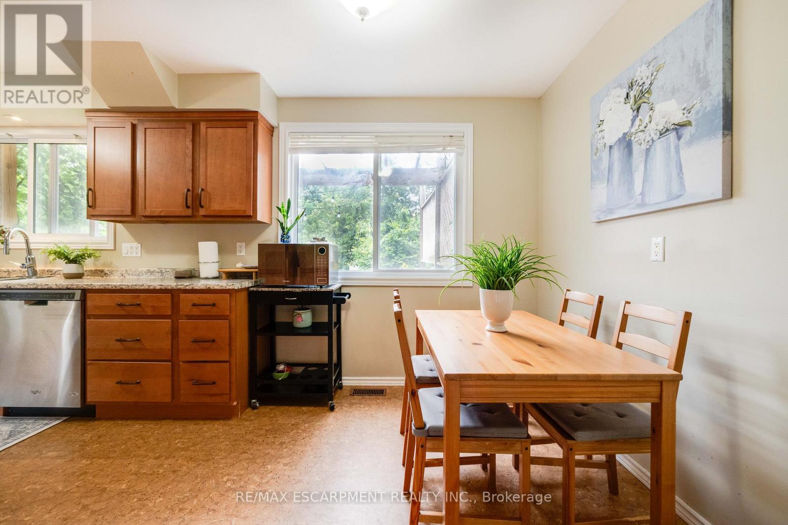 69 Tollgate Road, Brantford, Ontario  N3R 4Z5 - Photo 6 - X13492396