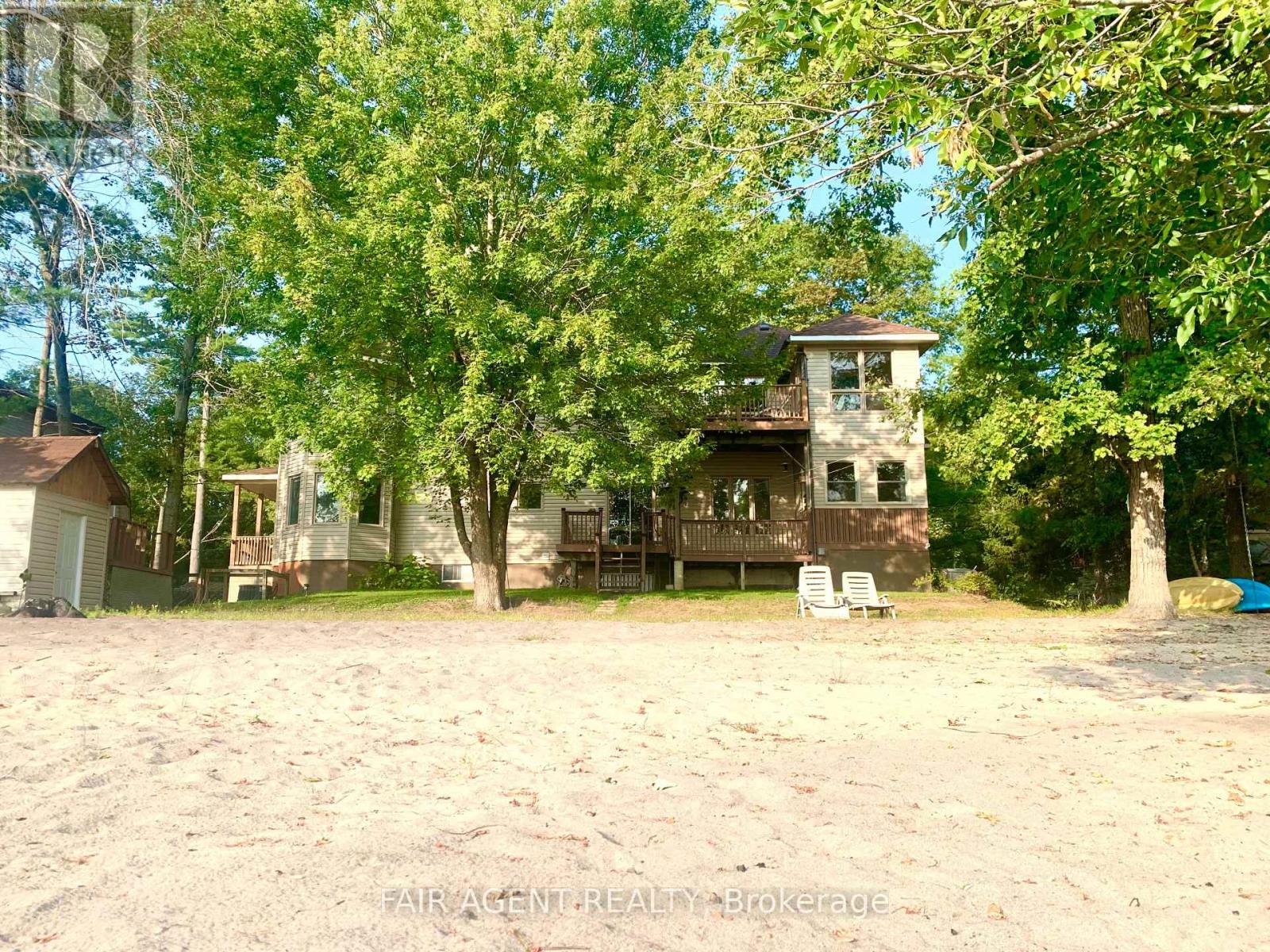 164 Baillie Avenue, Ottawa, Ontario  K0A 3M0 - Photo 2 - X12891390