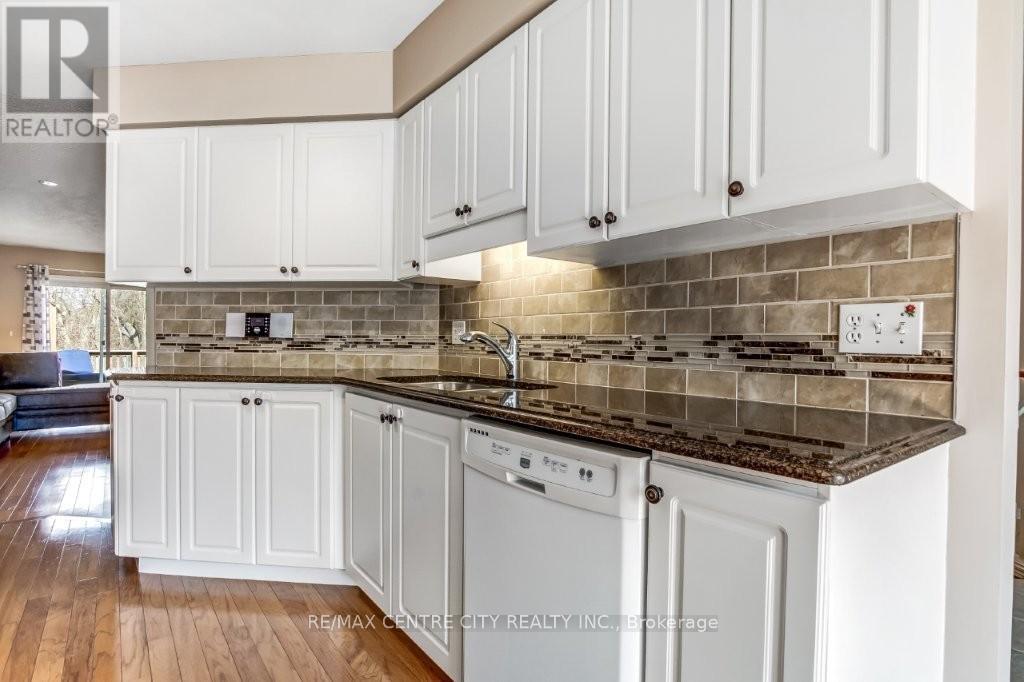 46 - 99 Edgevalley Road, London East, Ontario  N5Y 5N1 - Photo 7 - X13492648