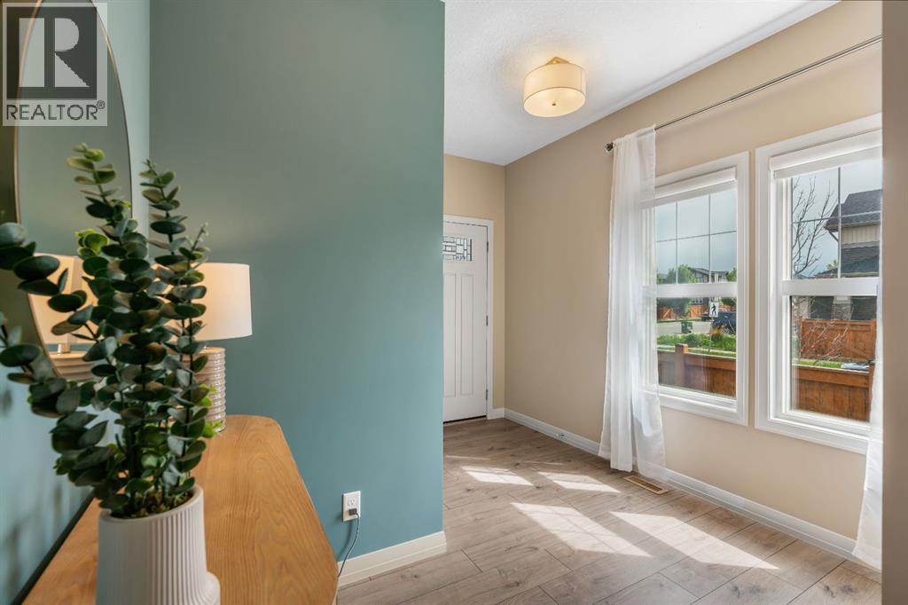 369 Clydesdale Way, Cochrane, Alberta  T4C 0X2 - Photo 4 - A2322288