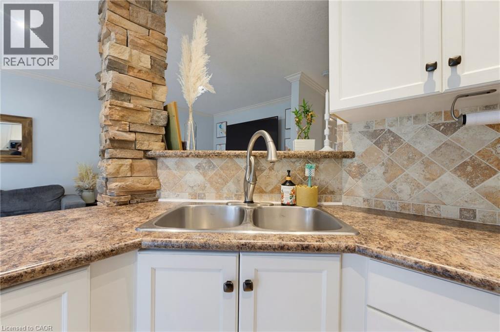 10 Cadham Boulevard Unit# 28, Hamilton, Ontario  L8W 3X6 - Photo 12 - 40842965