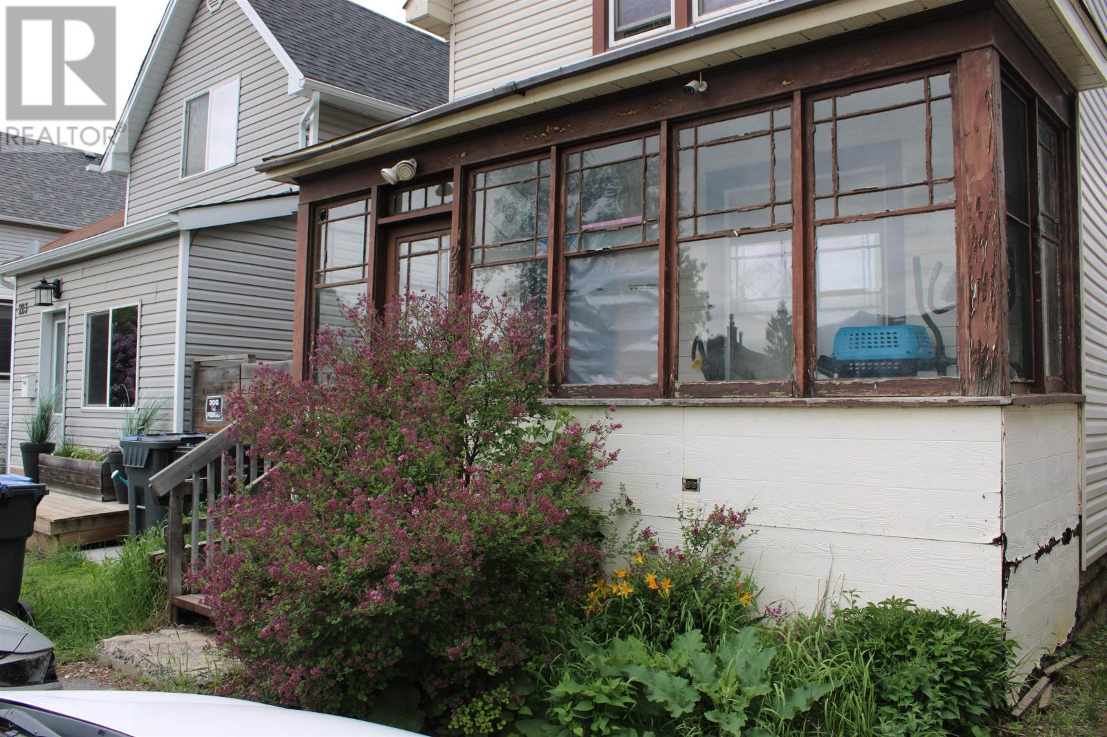 221 Francis St W, Thunder Bay, Ontario  P7E 4C1 - Photo 2 - TB2601566