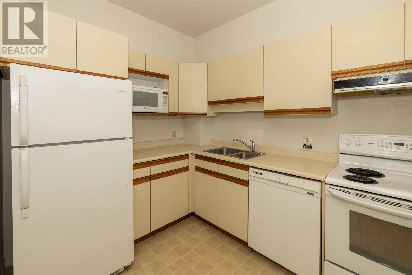 802 590 Beverly St, Thunder Bay, Ontario  P7B 6H1 - Photo 13 - TB2601588