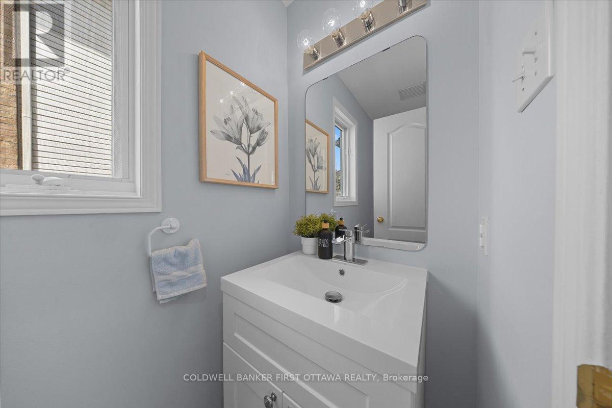 22 Cloutier Street, Ottawa, Ontario  K2J 4T5 - Photo 5 - X13492684